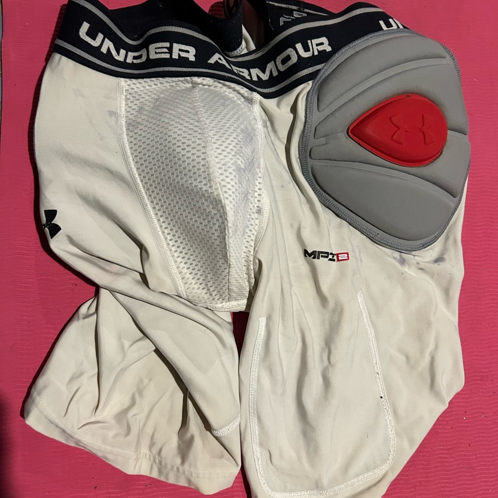Under Armour compression hip pads